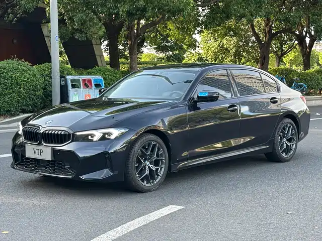  BMW BMW 3 Series 2026 330Li M Sport Shadowline Package