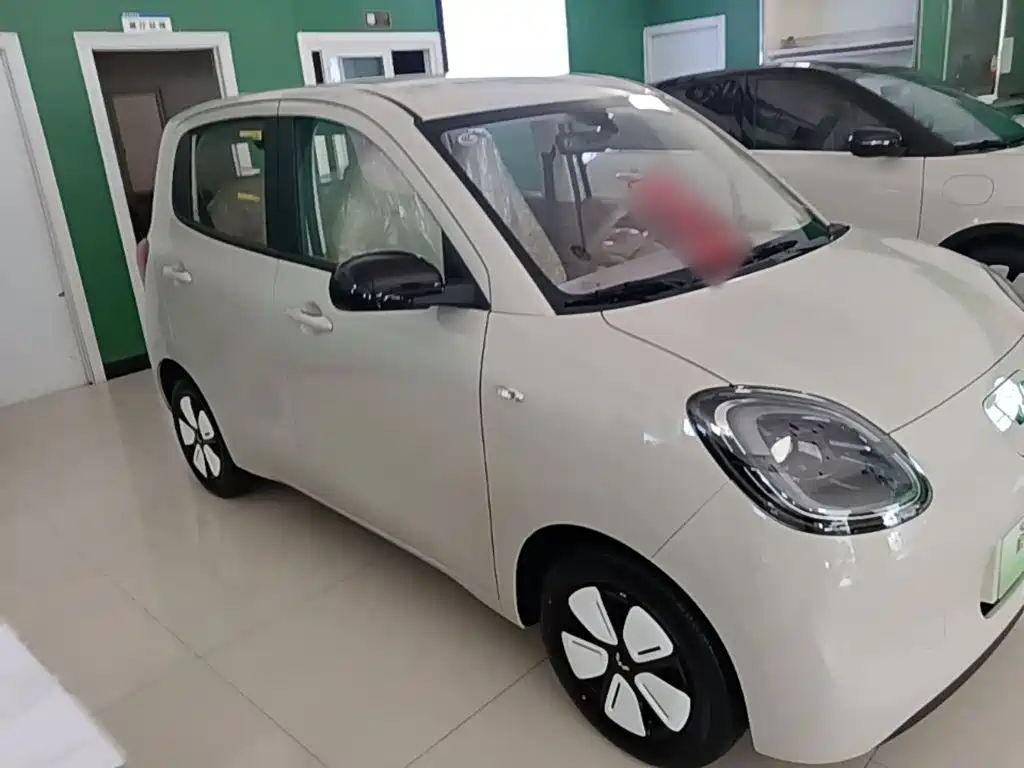 Wuling Motors Hongguang MINIEV 2026 2025 4-Door Advanced