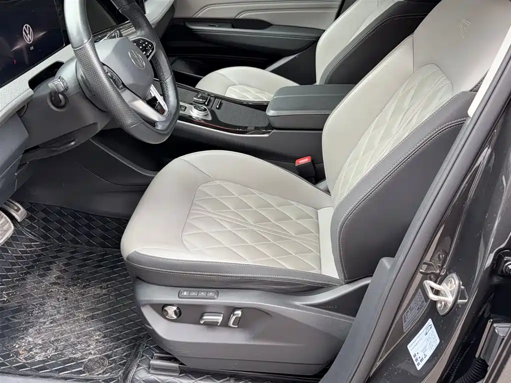 Volkswagen Talagon 2024 380TSI 4WD R-Line Touring фото 9