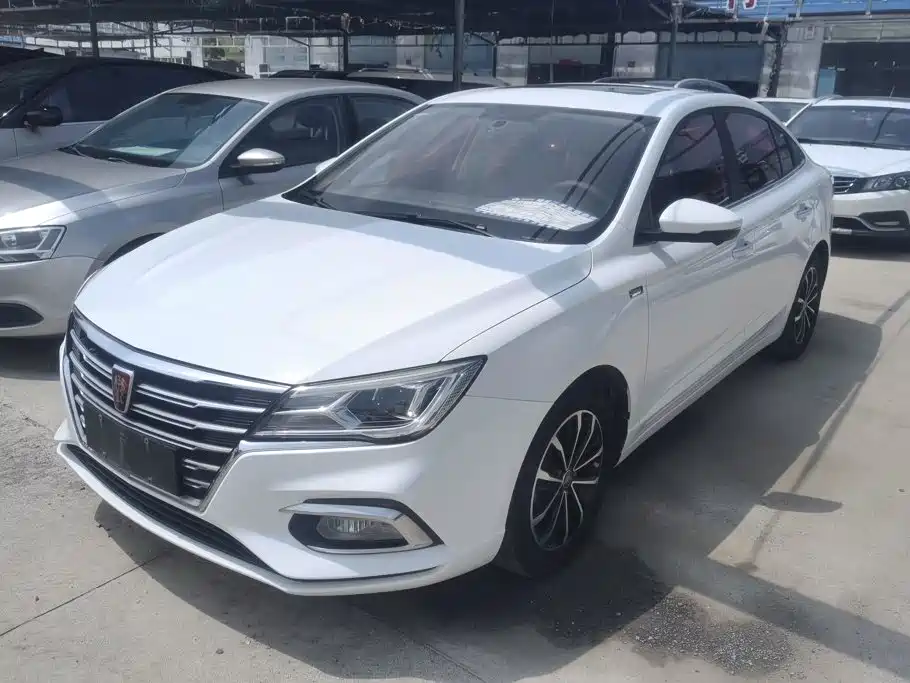 Roewe i5 2020 1.5L Automatic 4G Connected Premium Flagship Edition