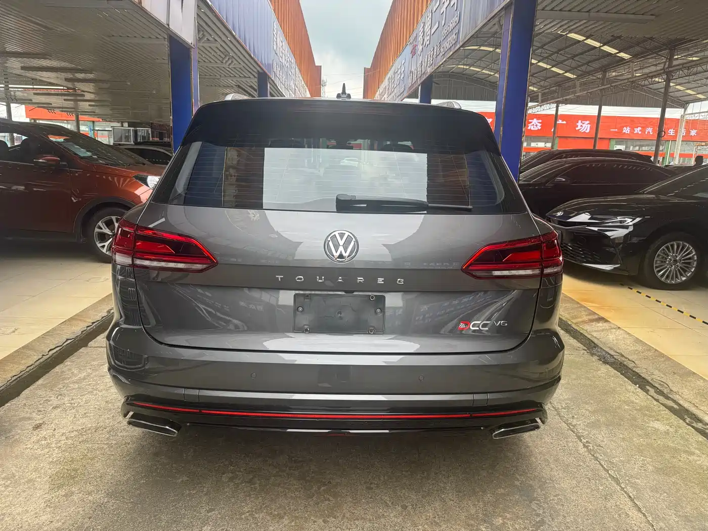 Volkswagen Touareg 2019 3.0TSI Sharp Edge Edition China V фото 9