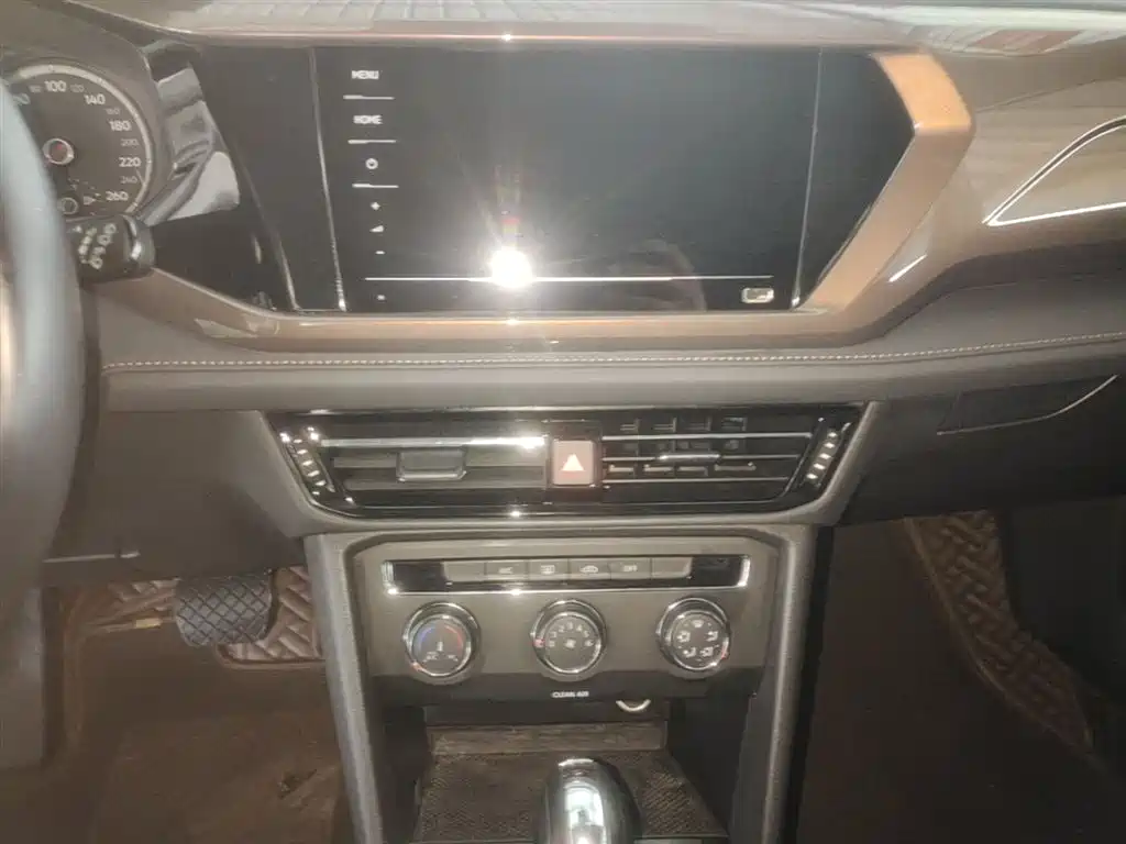 Volkswagen Tharu 2021 Model 280TSI 2WD Comfort Edition фото 12