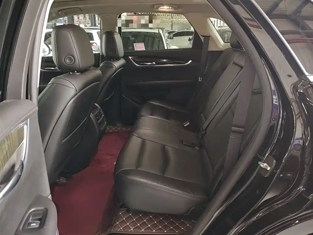 Cadillac XT5 2016 25T Luxury Model фото 17
