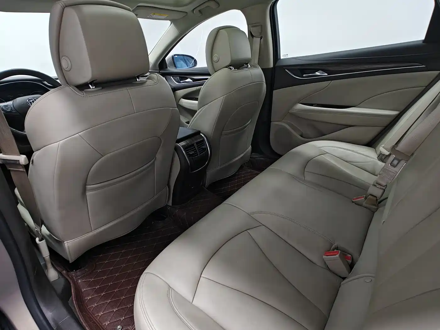 Buick LaCrosse 2016 Facelift 20T Leading фото 9