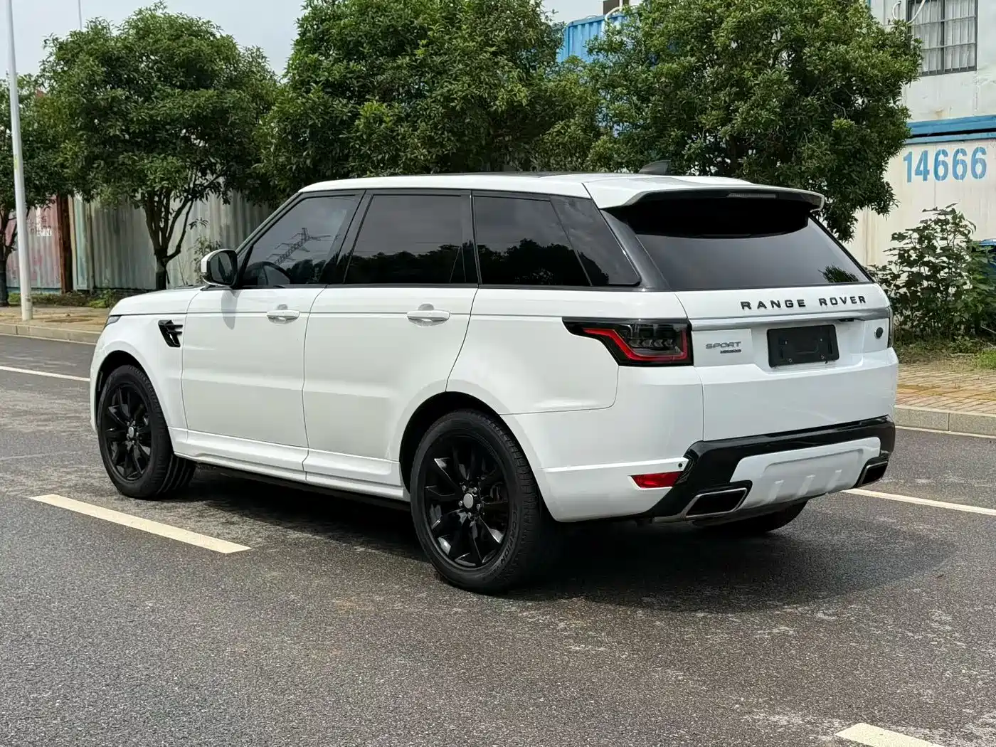 Land Rover Range Rover Sport 2017 3.0 SC V6 HSE фото 8