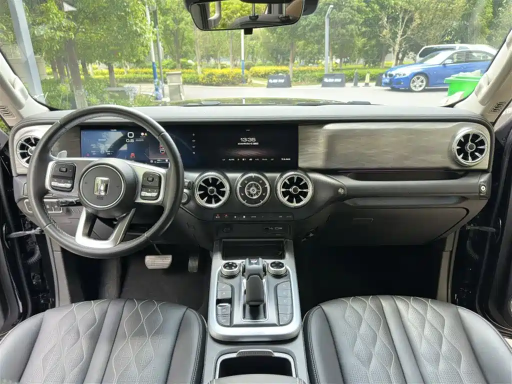 Tank 300 2021 Off-road Edition 2.0T Challenger фото 18