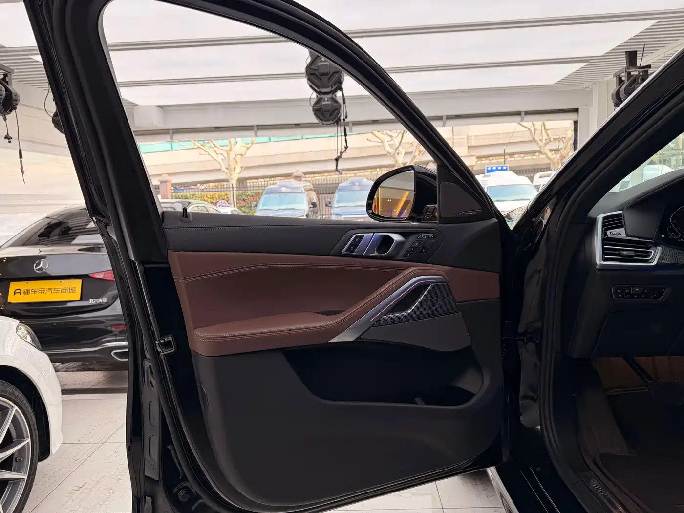 BMW X6 2021 xDrive40i M Sport Package фото 14