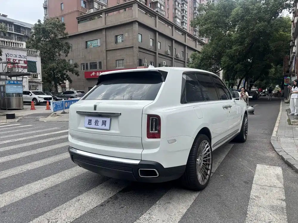 Rolls-Royce Cullinan 2022 2018 4-Seater Version