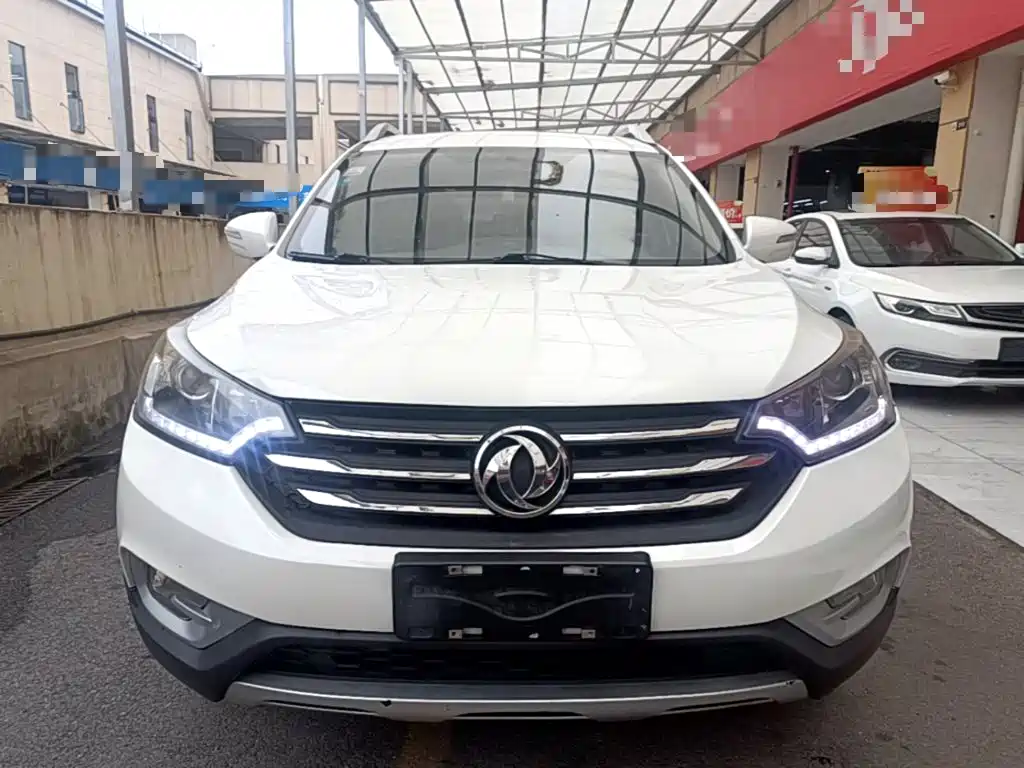 Dongfeng Aeolus Dongfeng Fengshen AX7 2015 2015 2.0L Automatic Smart Ease