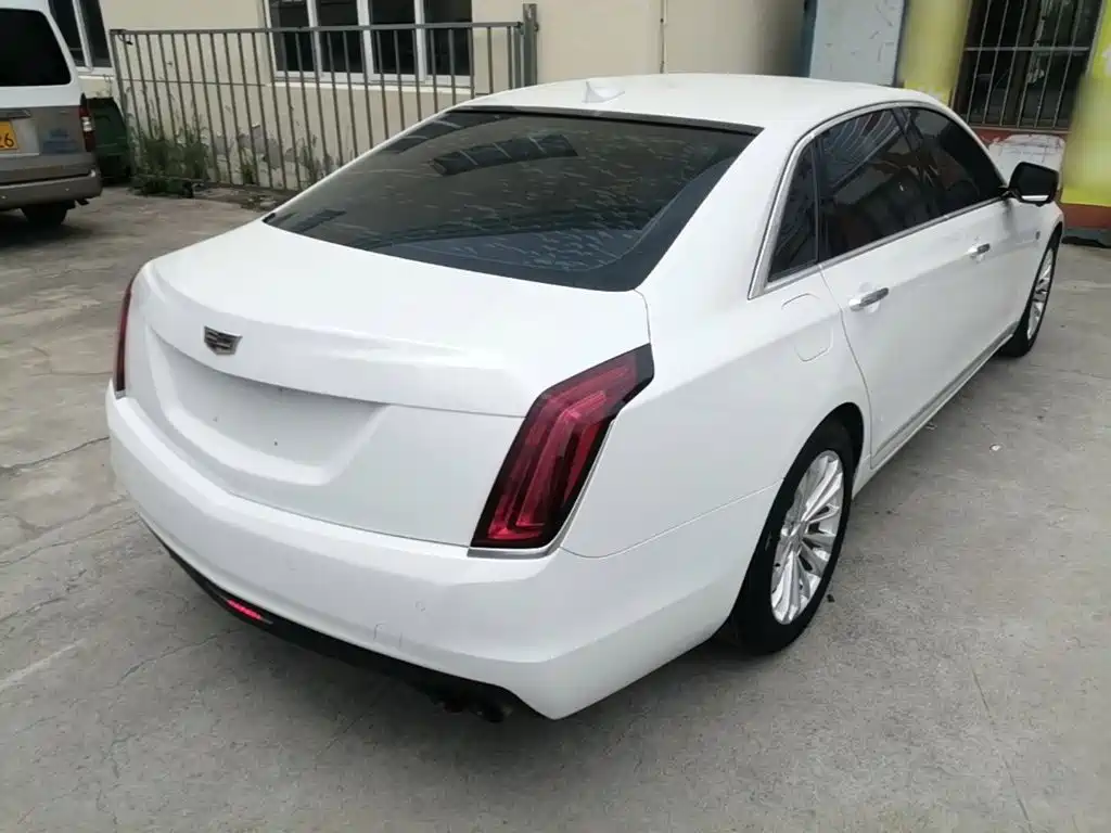 Фото 5 - Cadillac CT6