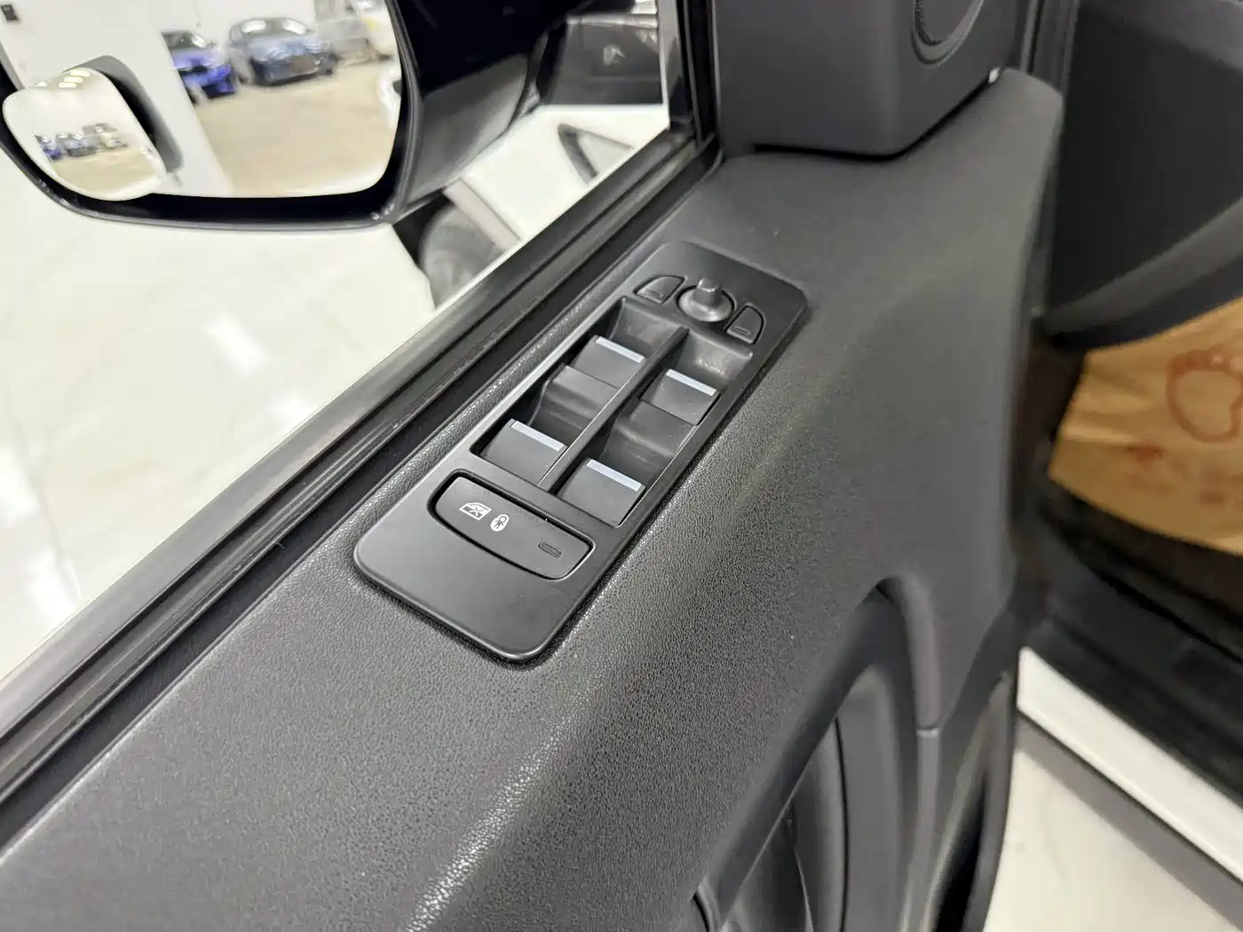 Фото 9 - Land Rover Discovery Sport