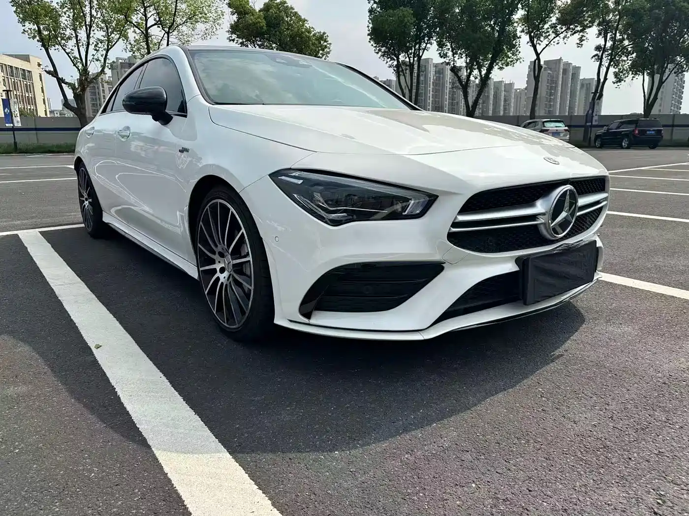 Mercedes-Benz CLA AMG 2023 AMG CLA 35 4MATIC фото 3