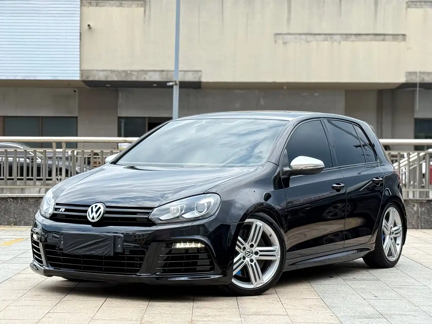 Volkswagen Golf (Import) 2013 2011 2.0TSI R