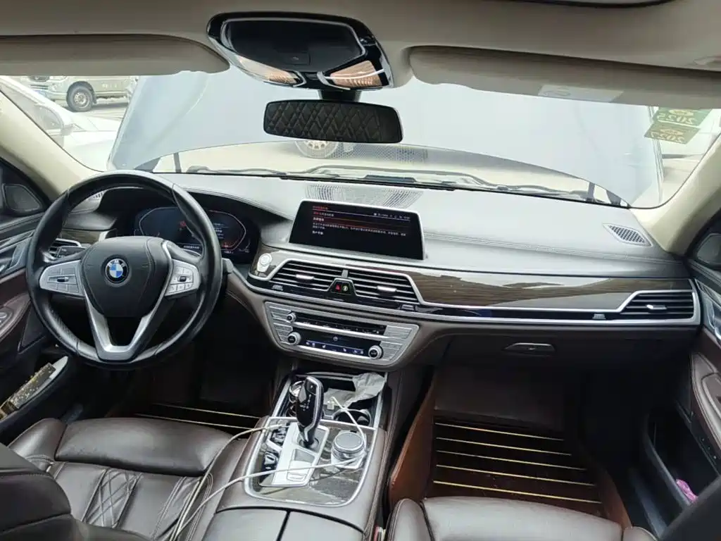 BMW 7 Series 2021 2019 Facelift 730Li Luxury Package
