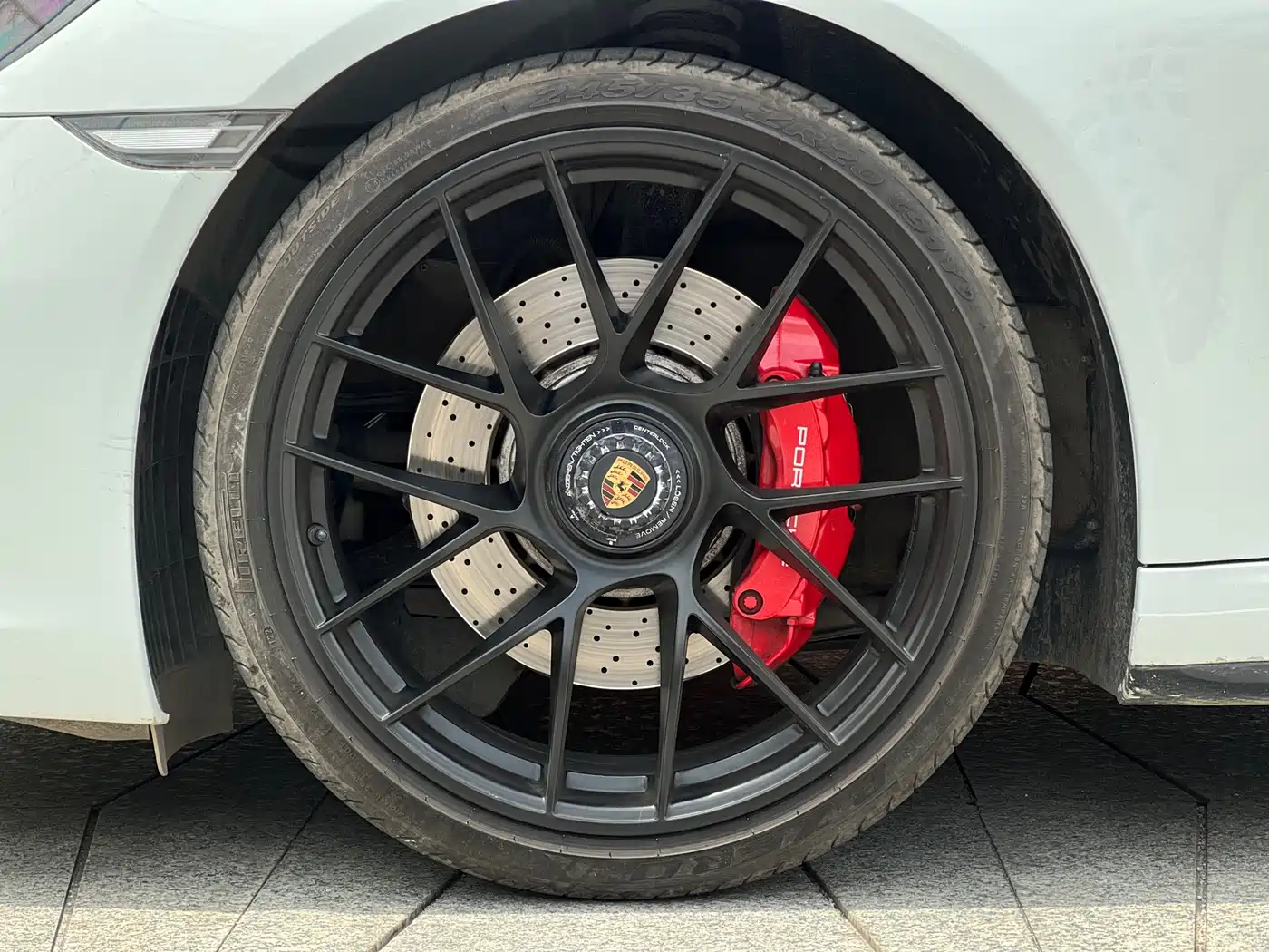 Porsche 911 2017 Carrera Cabriolet GTS 3.0T фото 8