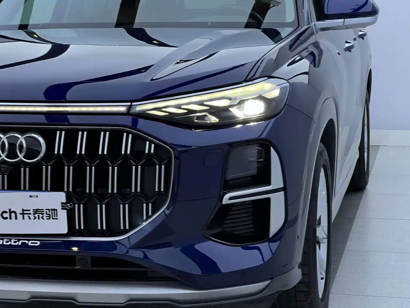 Audi Q6 2024 2024 50 TFSI quattro Xing Yun Yu Lin Package 6-seater