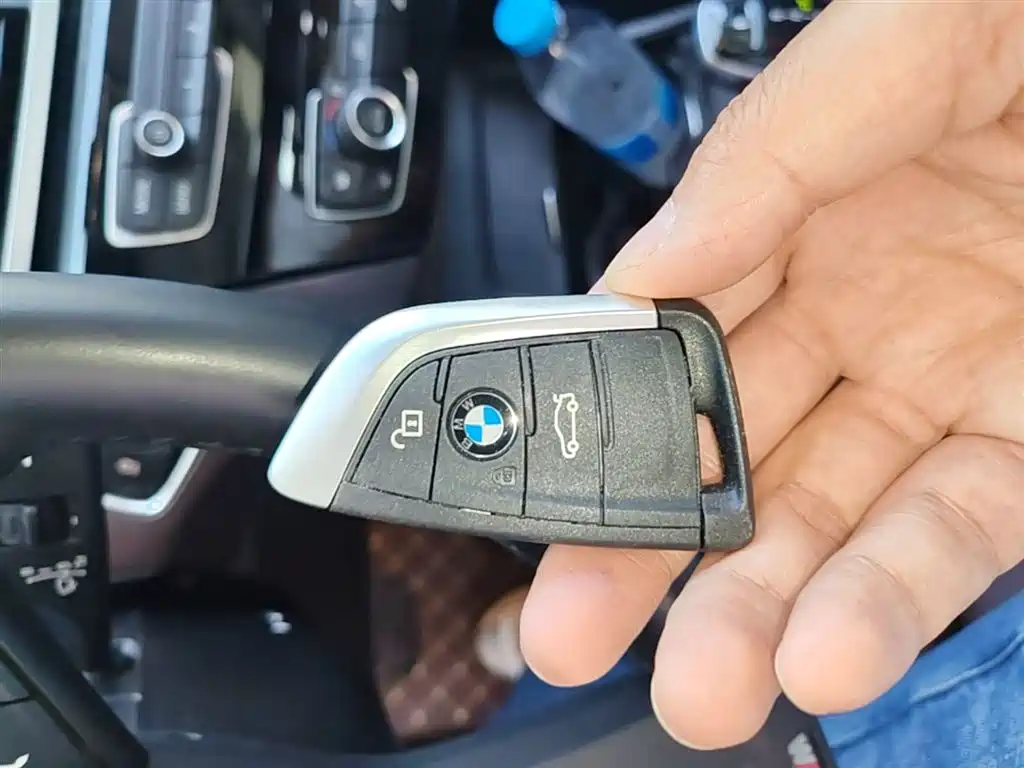 BMW X1 2022 sDrive25Li Leading фото 9