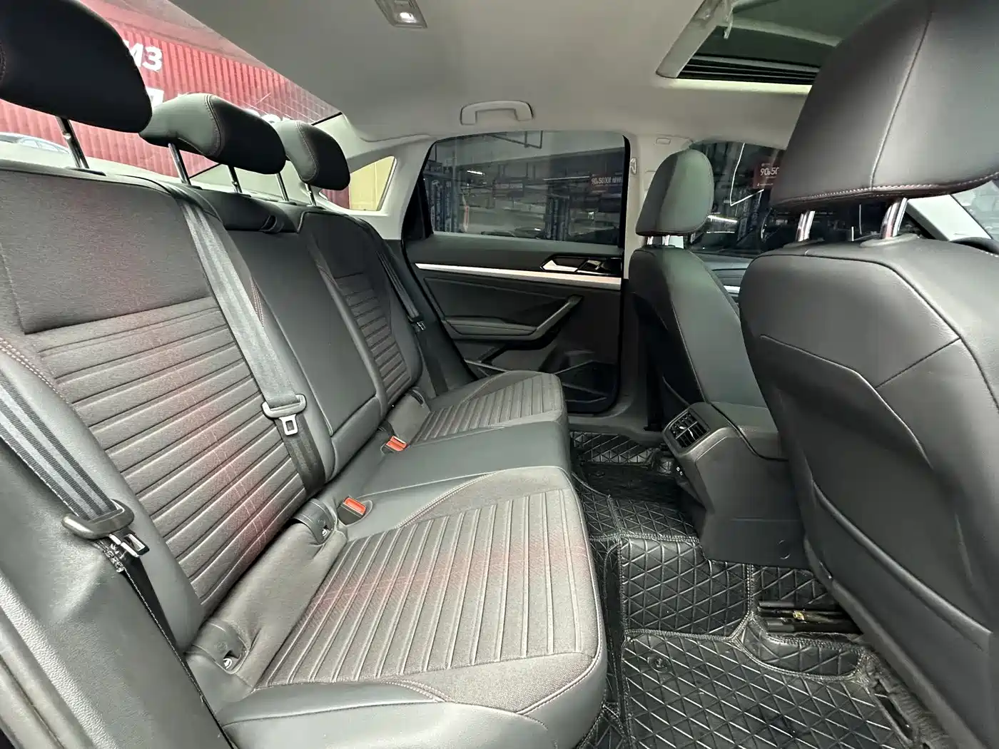 Volkswagen Lavida 2023 280TSI DSG Starlight Comfort Edition фото 18