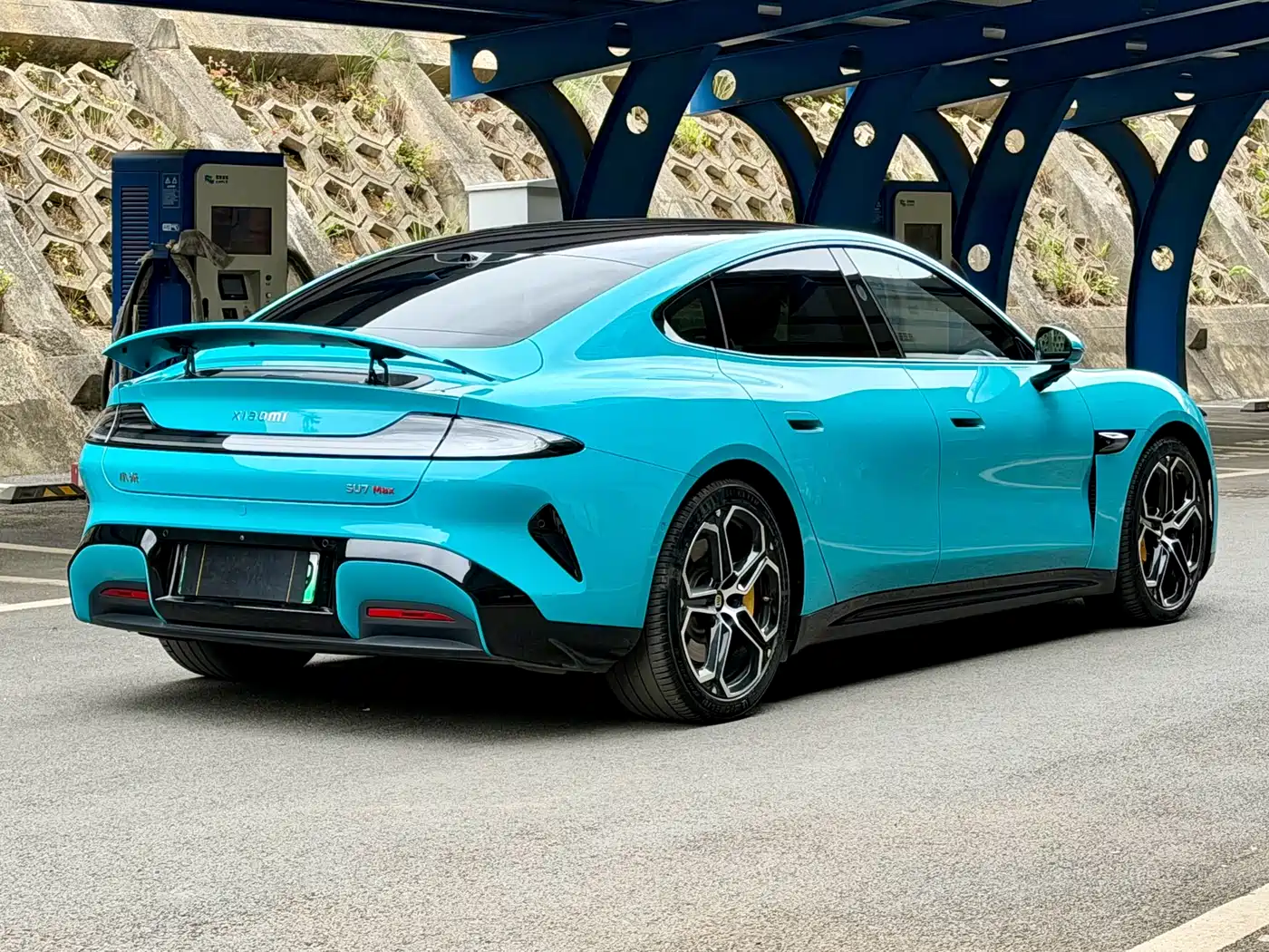 XIAOMI CAR XIAOMI SU7