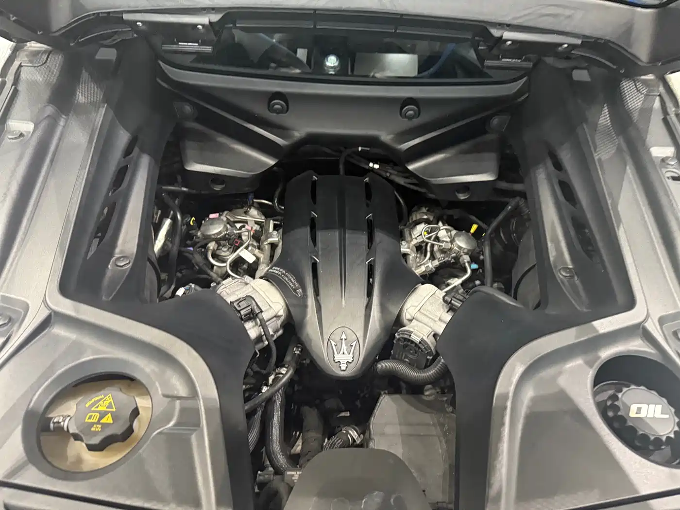 Maserati MC20 2022 2020 3.0T Standard Edition