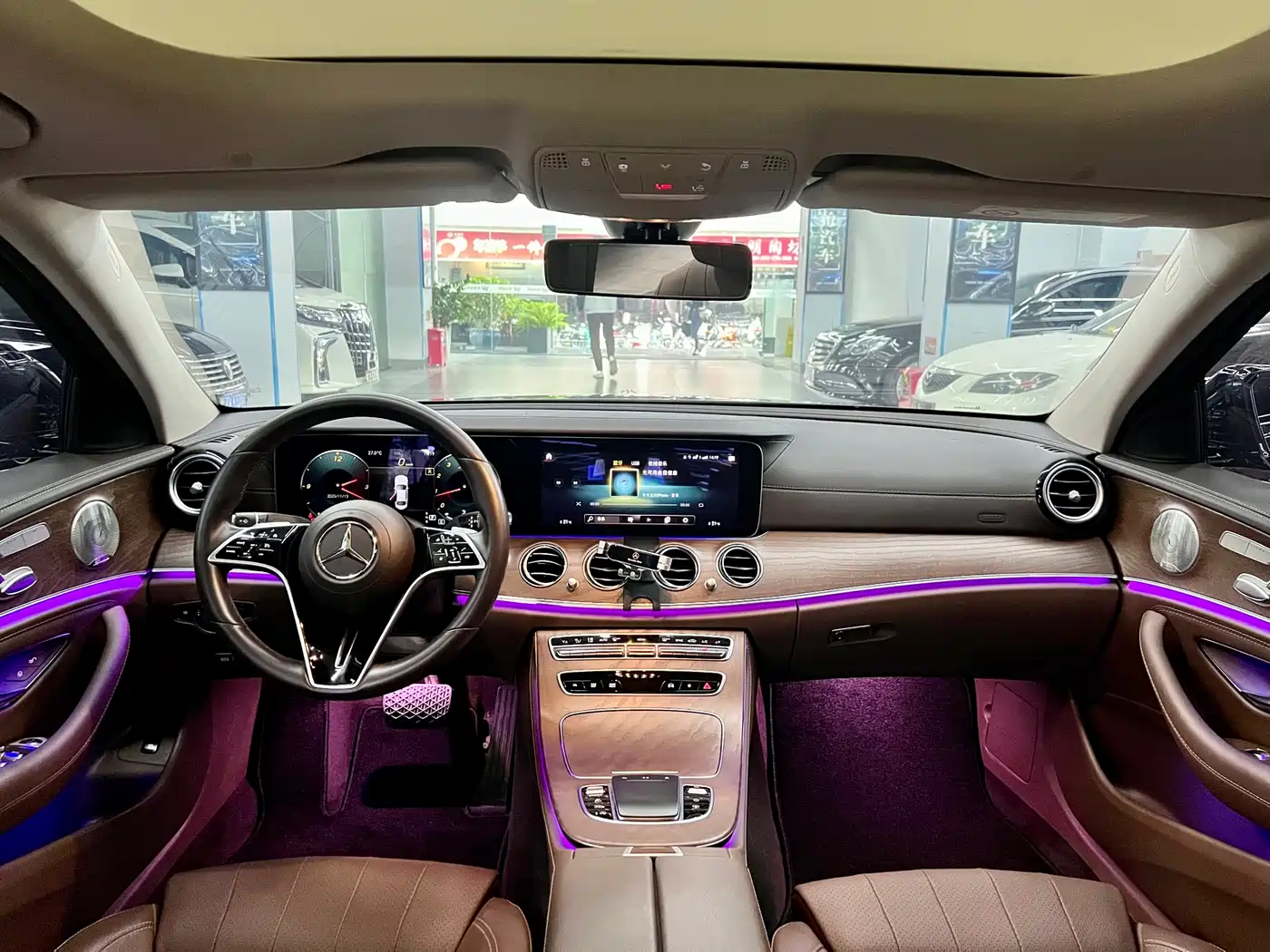 MERCEDES-BENZ E CLASS