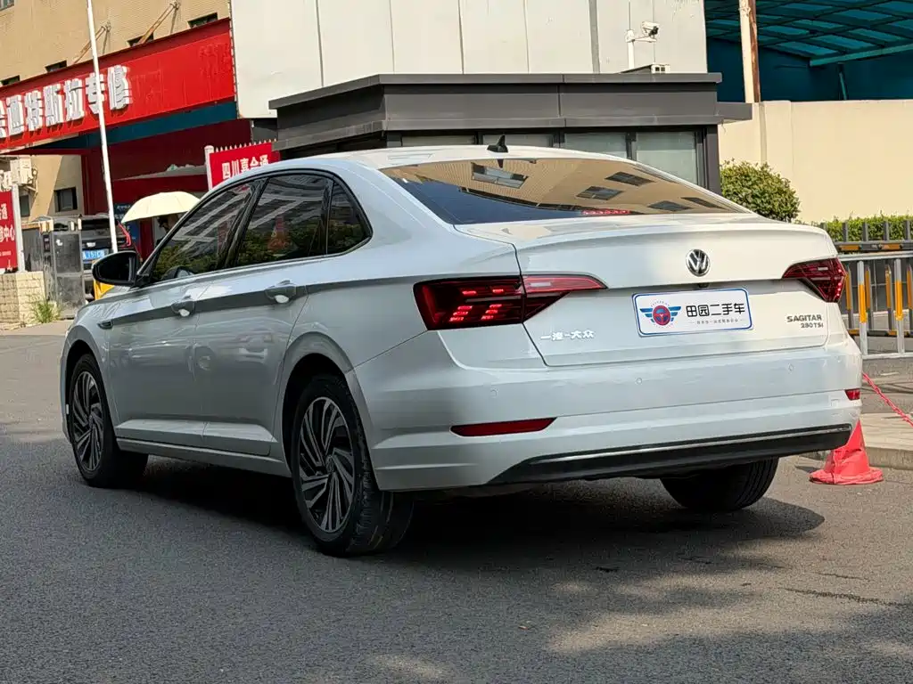 Volkswagen Sagitar, миниатюра 4