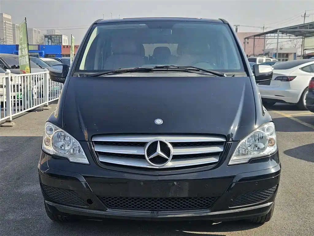 Mercedes-Benz Viano 2015 3.0L Partner Edition фото 4