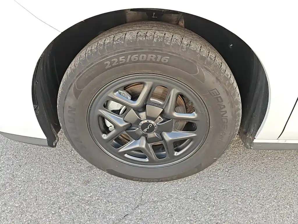 صورة 23 - BYD Seal 05