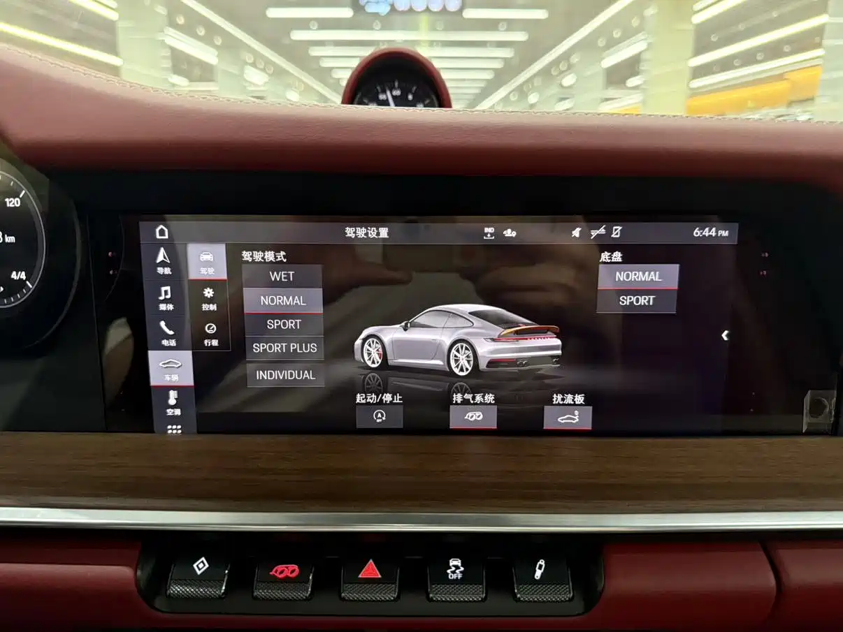 Porsche 911 2020 Carrera 3.0T фото 12