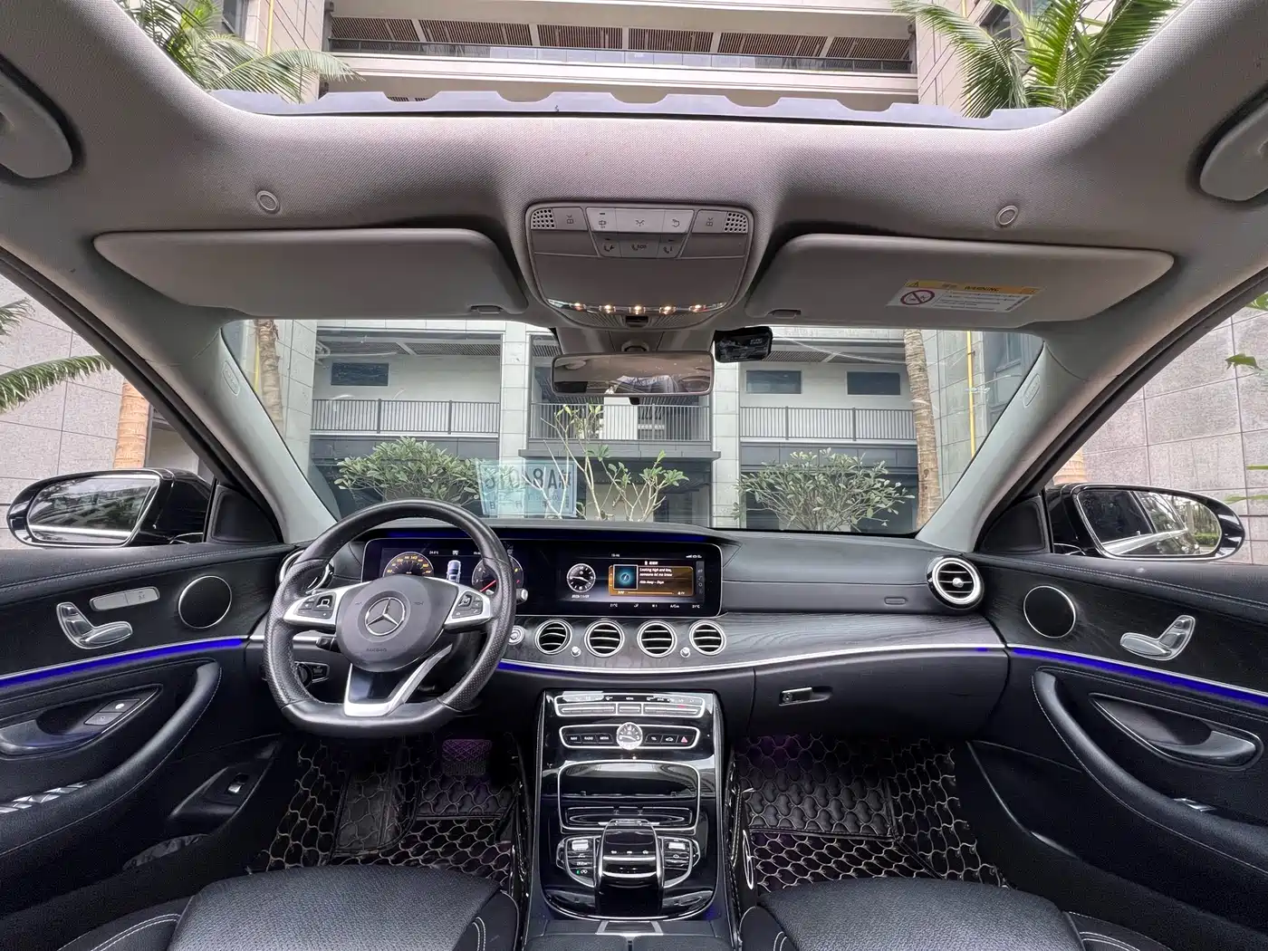 Mercedes-Benz E-Class 2016 E 200 L Sport Type фото 14