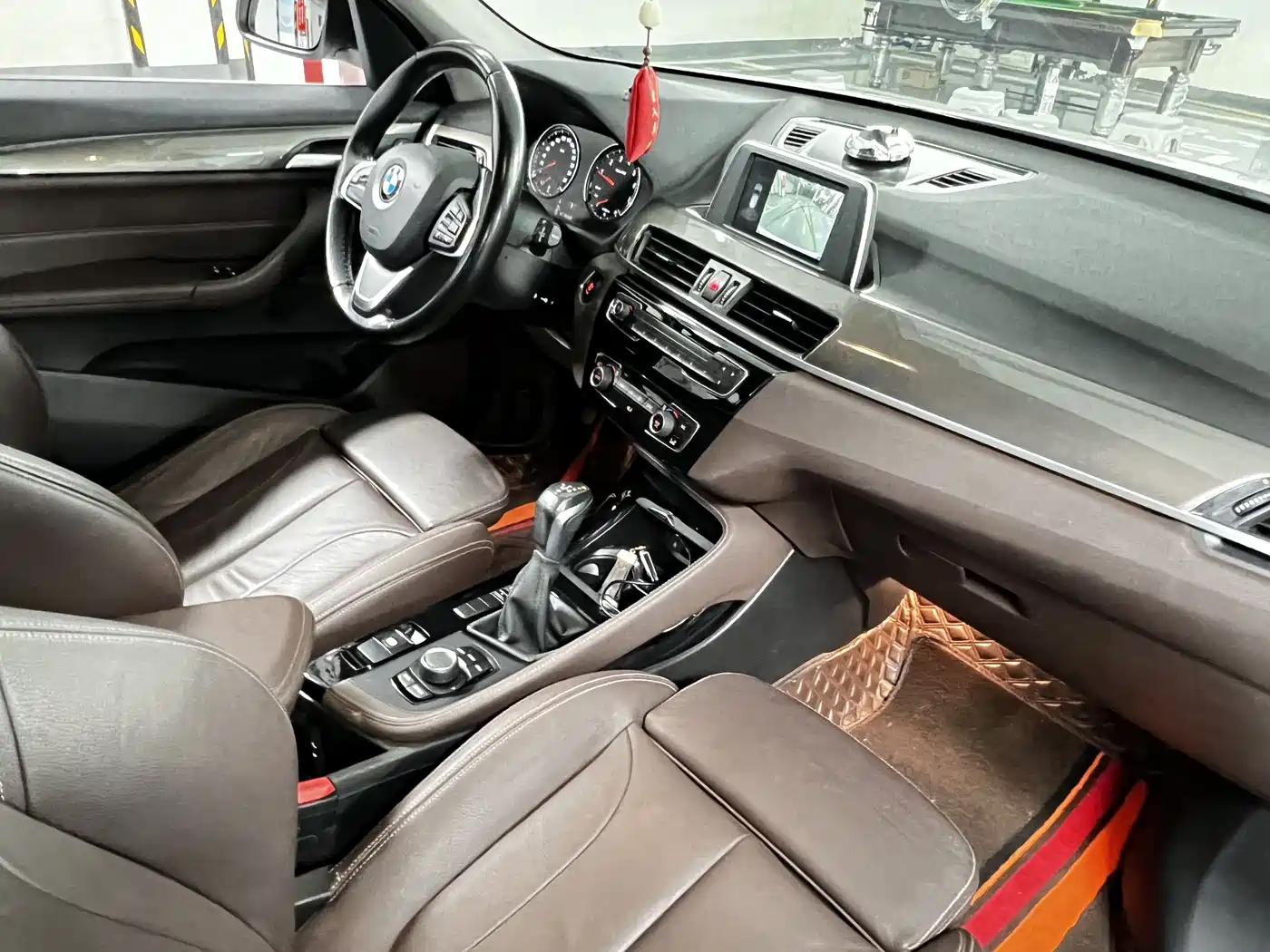 BMW X1 2018 sDrive18Li Premium Model фото 11