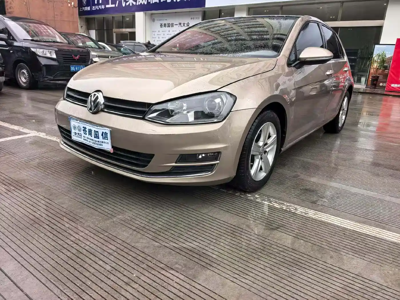 Volkswagen Golf 2015 1.4TSI Automatic Luxury фото 2