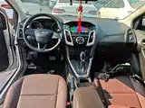 Фото 10 - Ford Focus