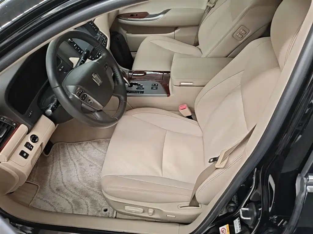 Toyota Crown 2012 2.5L Royal Leather Edition фото 15