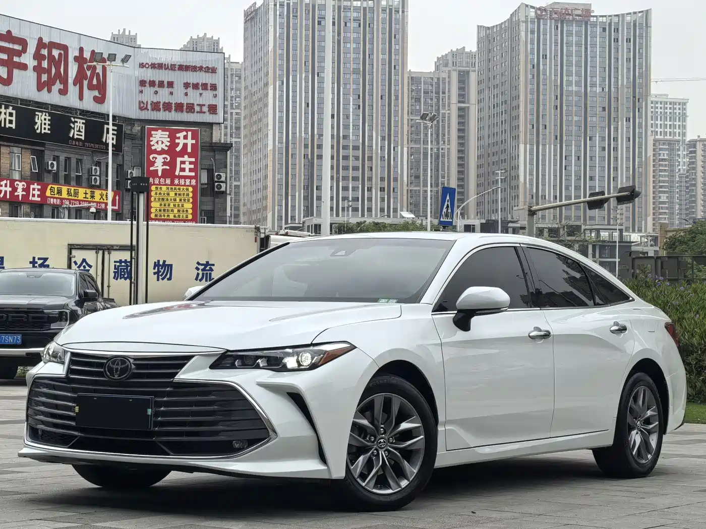 Toyota Avalon 2019 2.0L Luxury Edition (China VI)