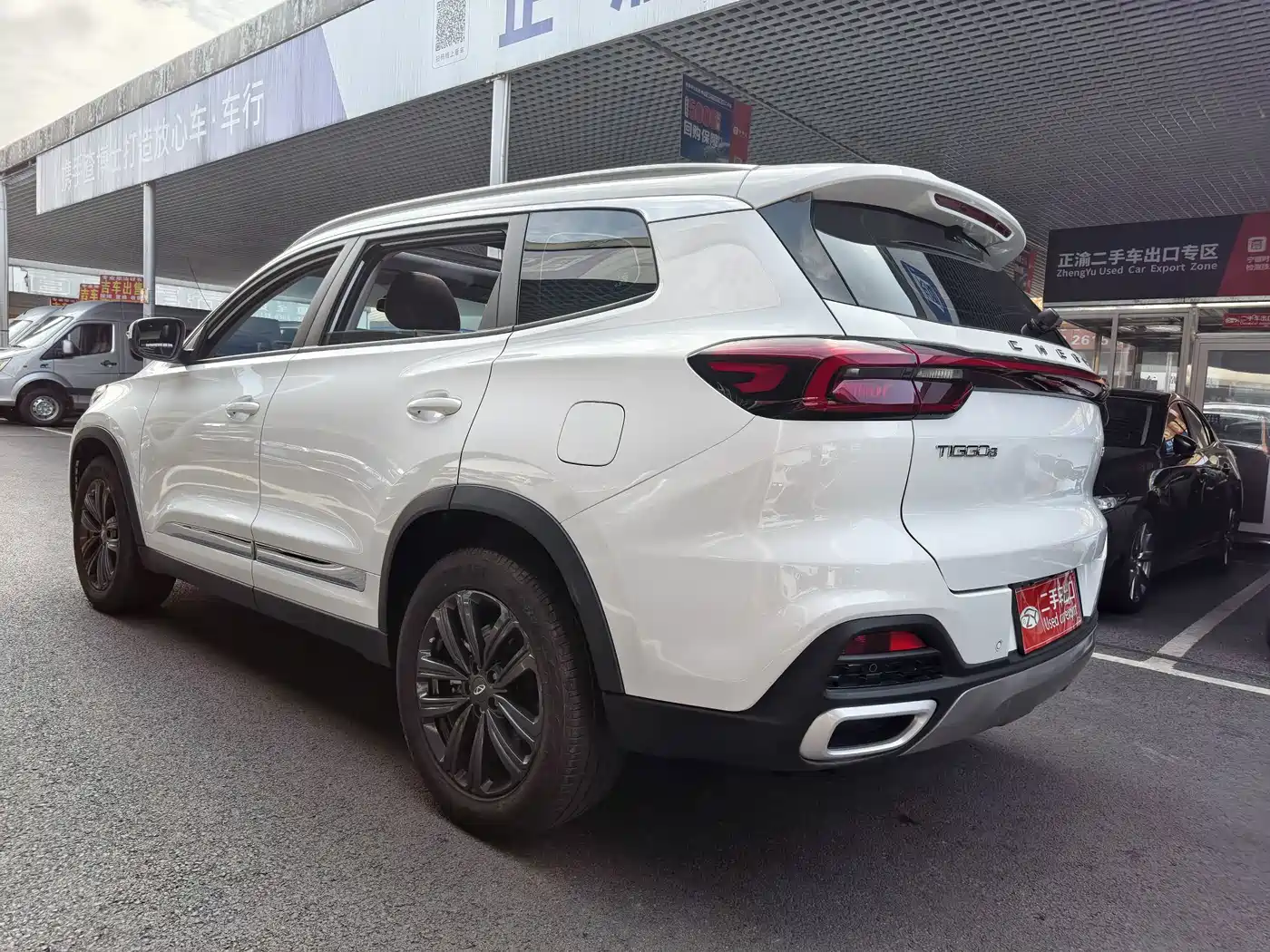 Фото 18 - Chery Tiggo 8