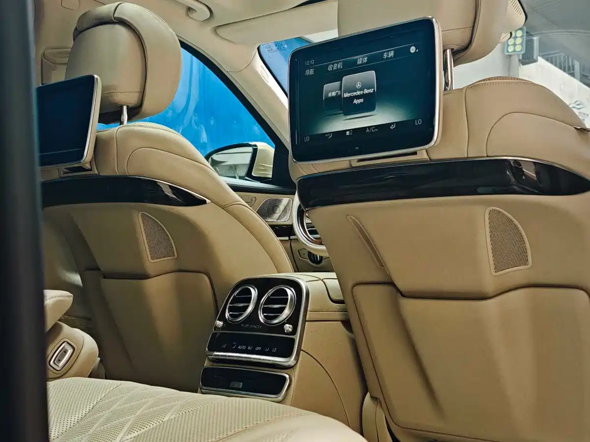 Mercedes-Benz Maybach S-Class 2016 S 400 4MATIC фото 17