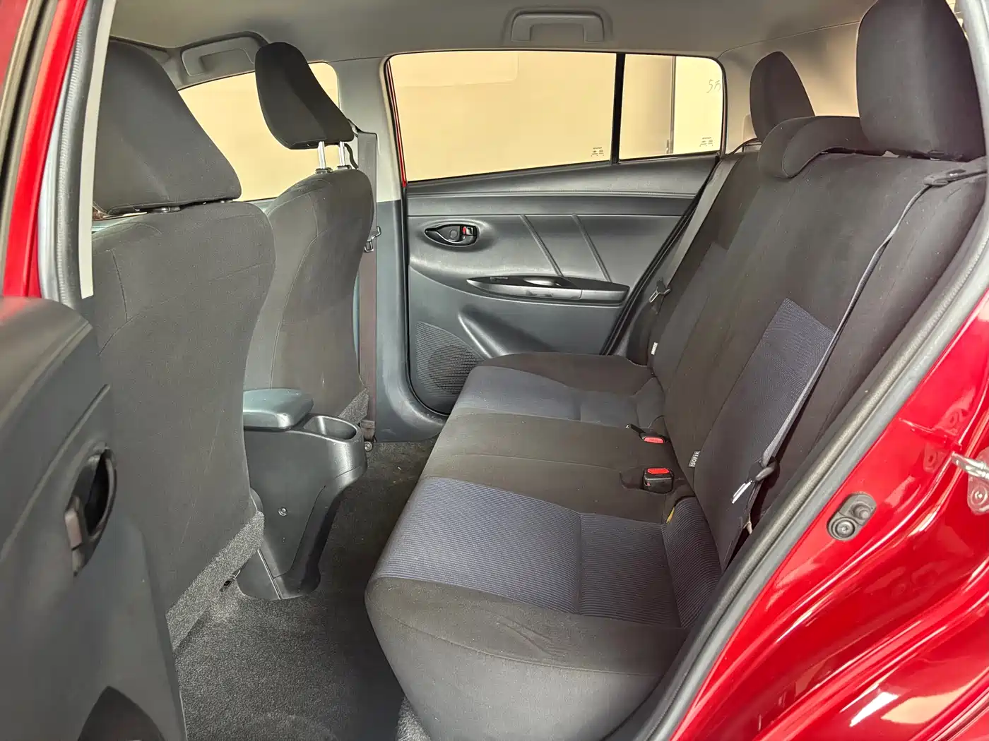 Toyota YARiS L Zhi Xuan 2016 Facelift 1.5E CVT Charming Edition фото 9