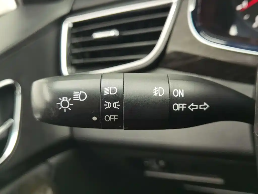 Baojun 310 2017 2016 1.2L Manual Luxury Type