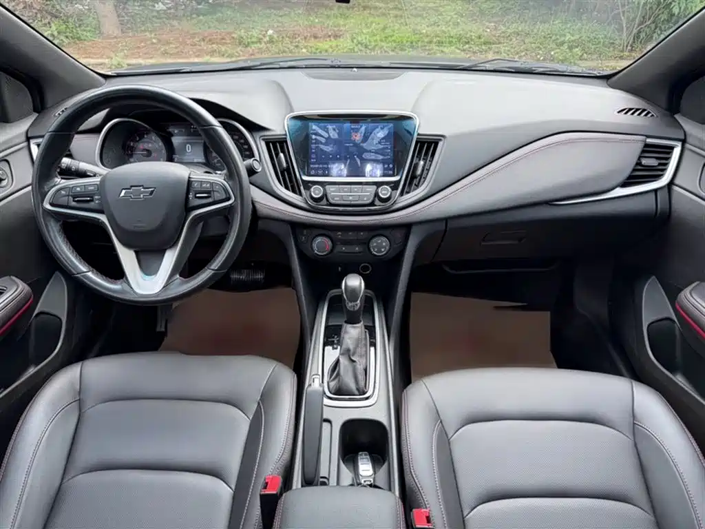 Chevrolet Monza 2022 Mild Hybrid RS 330T Automatic Comfort Edition фото 11