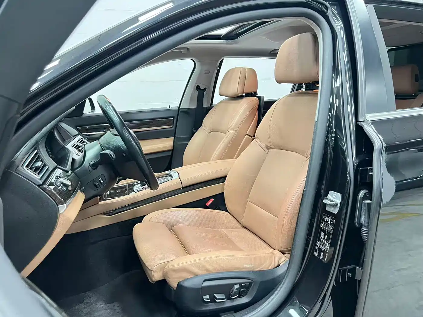 BMW 7 Series 2014 2013 Model 730Li Luxury