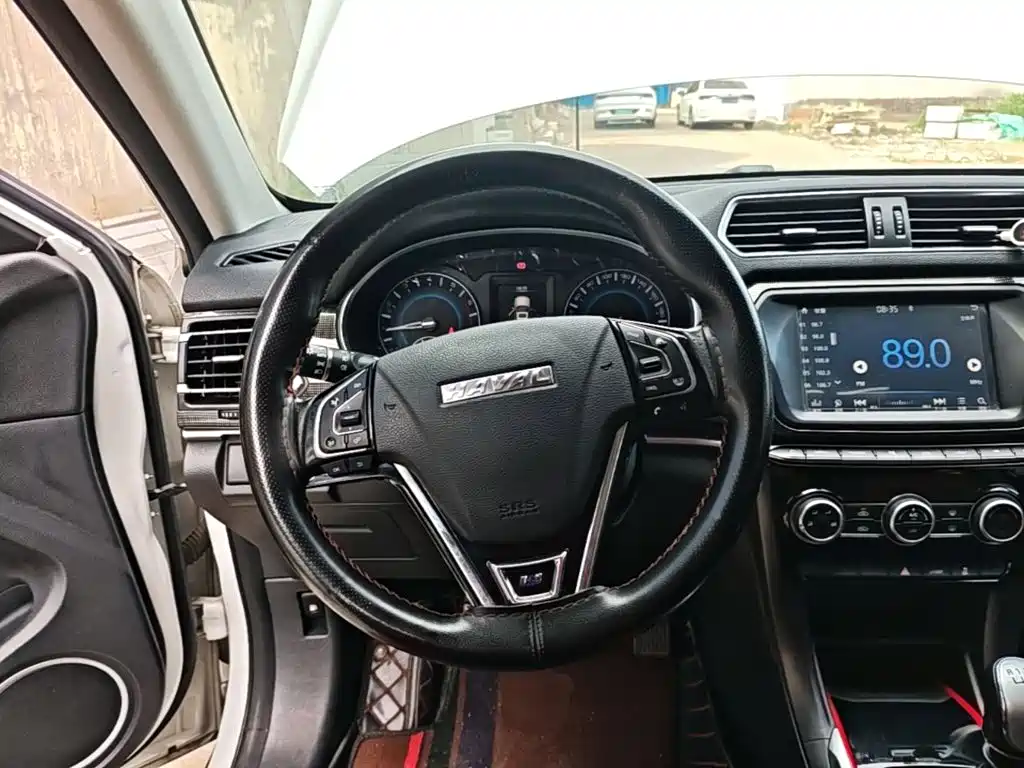Haval H2 2018 2017 Blue Label 1.5T Manual 2WD Luxury