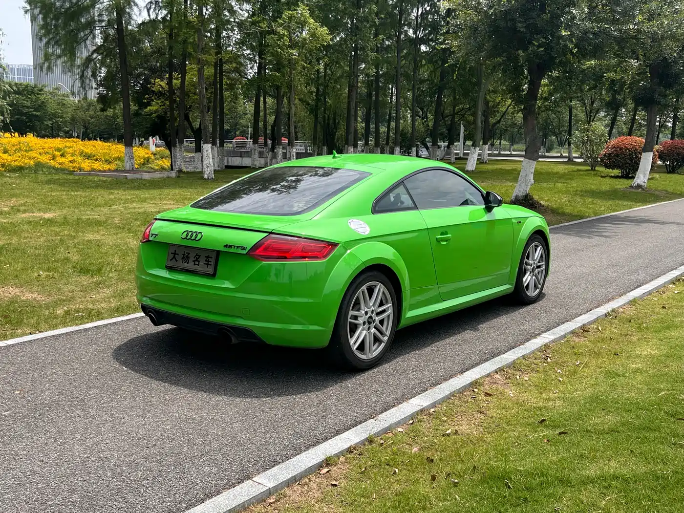 Audi TT 2015 TT Coupe 45 TFSI фото 8