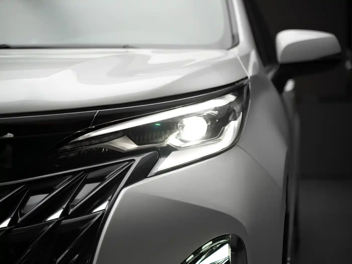 Toyota Sienna 2024 2.5L Hybrid Comfort Edition фото 5