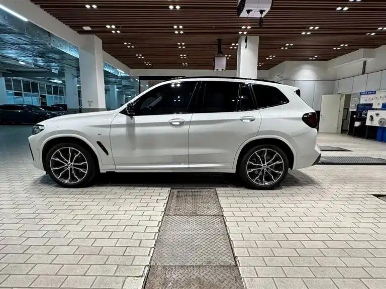 BMW X3 2023 xDrive30i Leading M Night Package фото 5