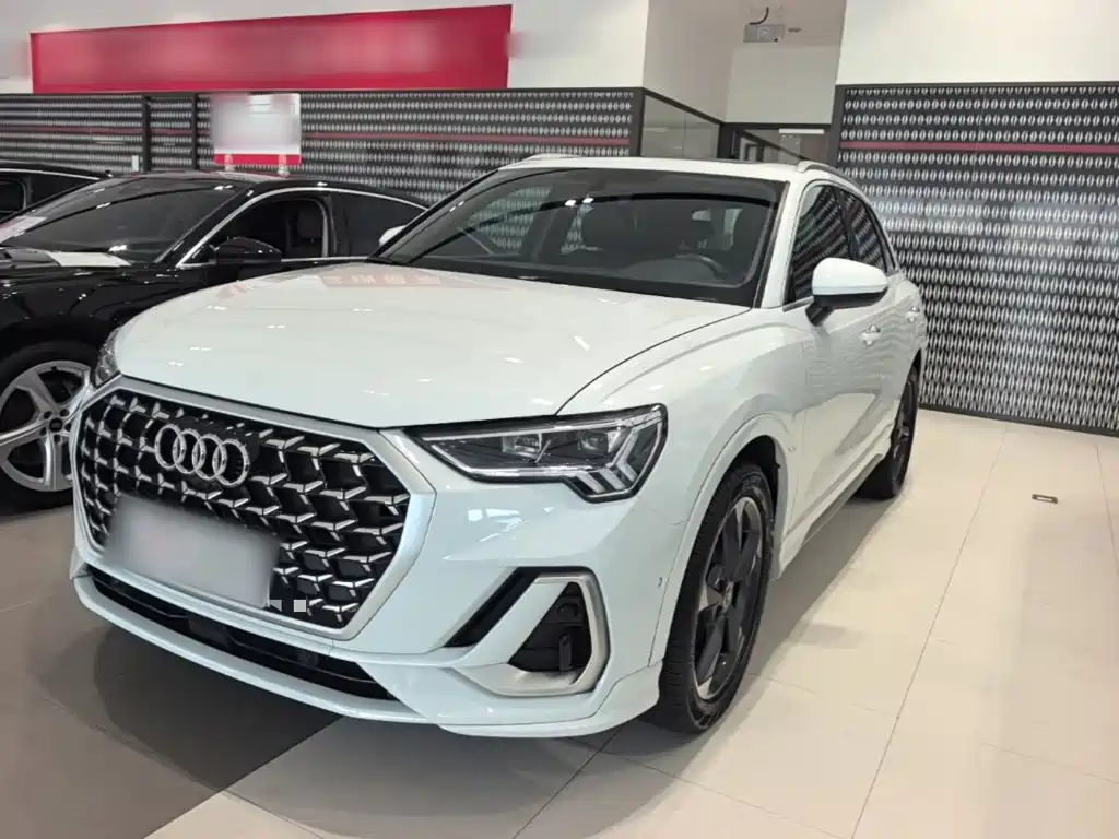 Audi Q3 2024 — пригон из Китая
