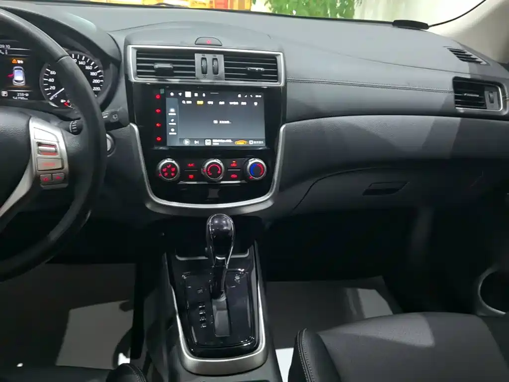 Nissan Tiida 2023 2024 1.6L CVT Smart Drive Edition