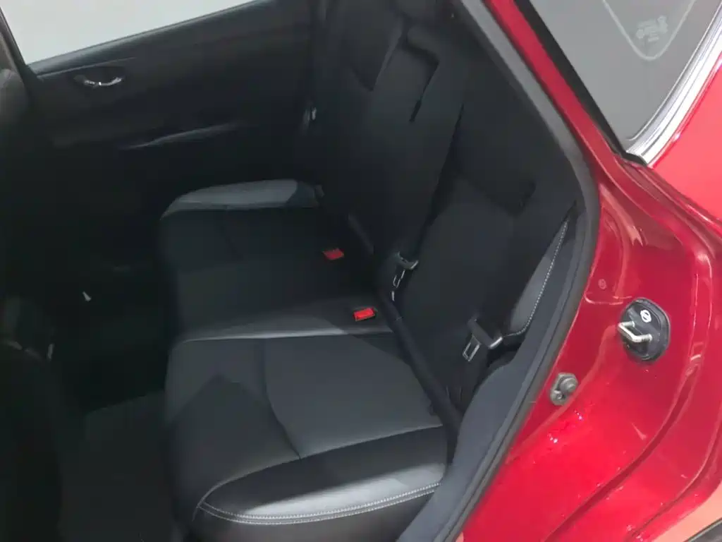 Photo 17 - Nissan Tiida