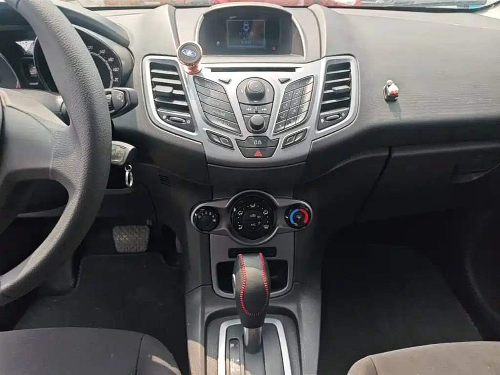 Ford Fiesta 2015 2013 Hatchback 1.5L Automatic Fashion