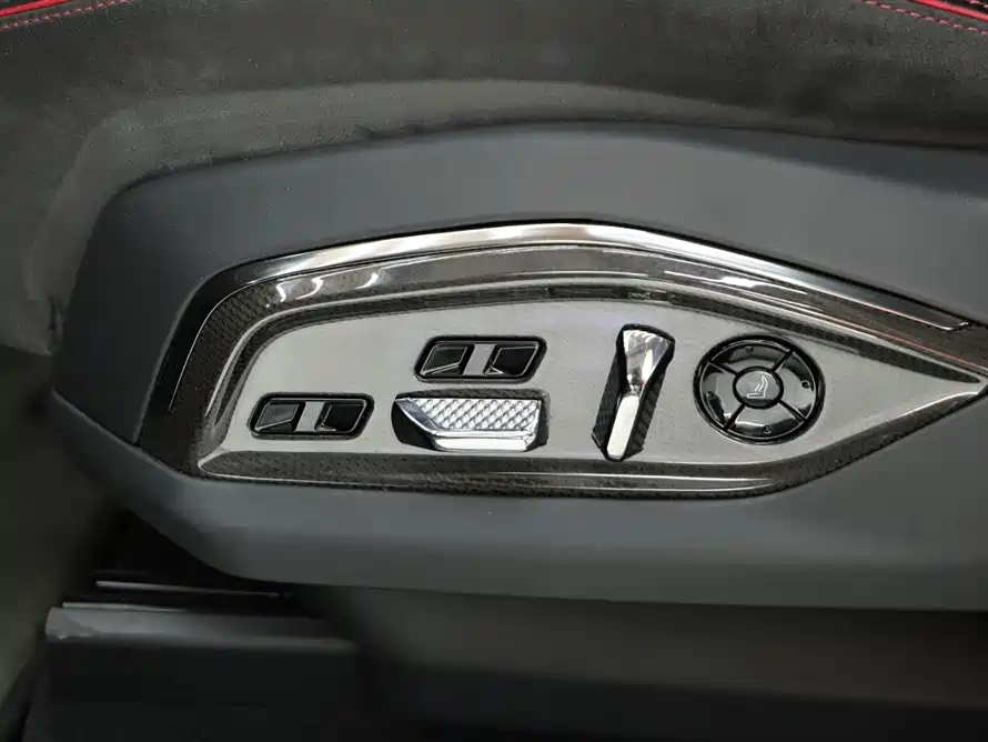 LOTUS SPORTS CAR ELETRE